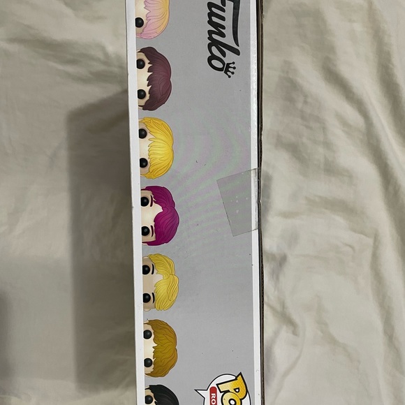 SOLD Funko POP Rocks BTS K-Pop 7 Pack Set Barnes & Noble Exclusive NEW SEALED - Picture 2 of 12
